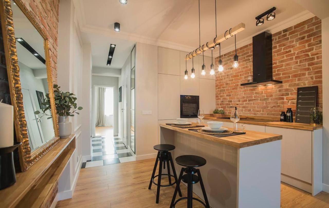 ורשה Modern Flat In The Centre - By Hik Apartments מראה חיצוני תמונה